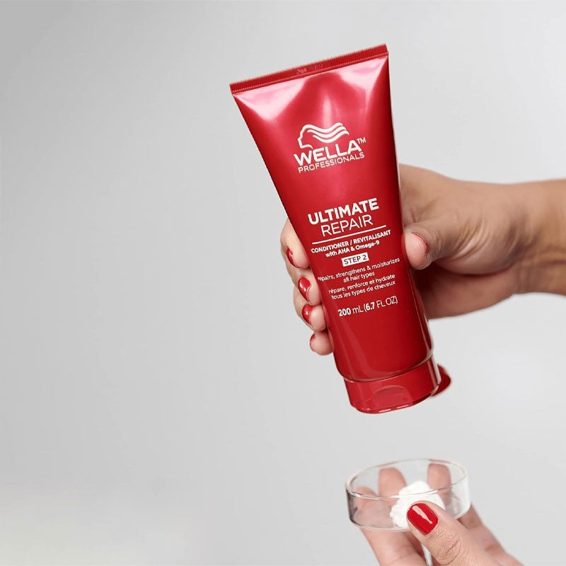 Wella Professionals Ultimate Repair Deep Conditioner Step 2
